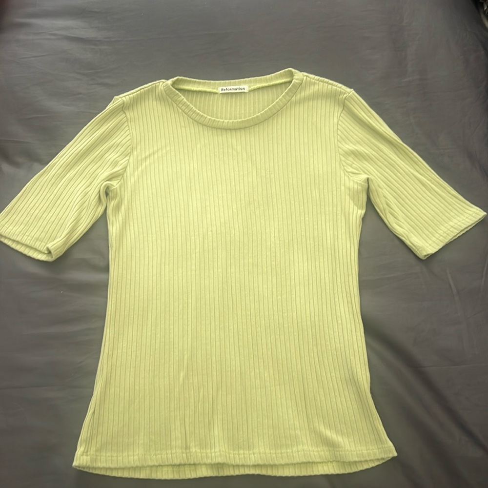 Reformation shirt, light green color. Tencel material, perfect for summer!